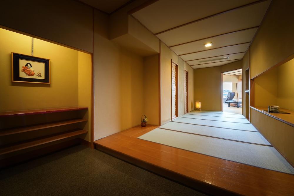 ホテル 小松館　好風亭 松島町 エクステリア 写真